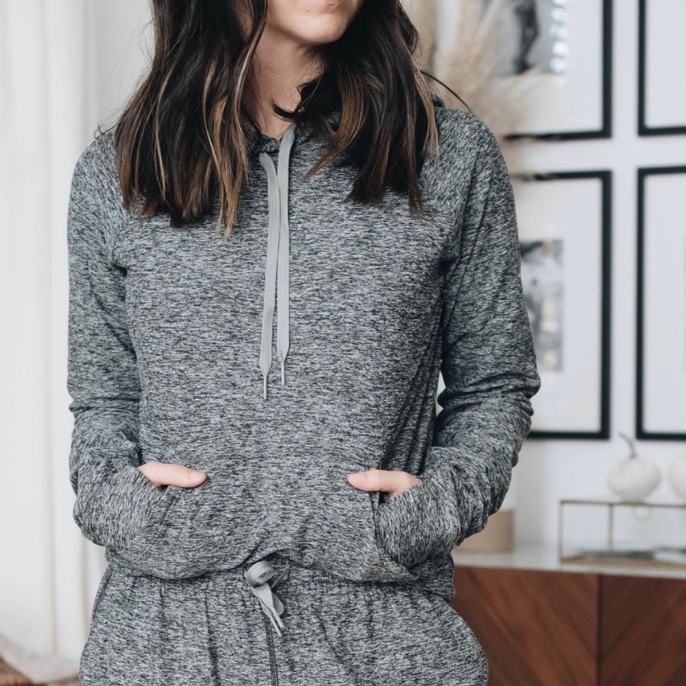 OV ✨ Cloudknit Pullover in Gray